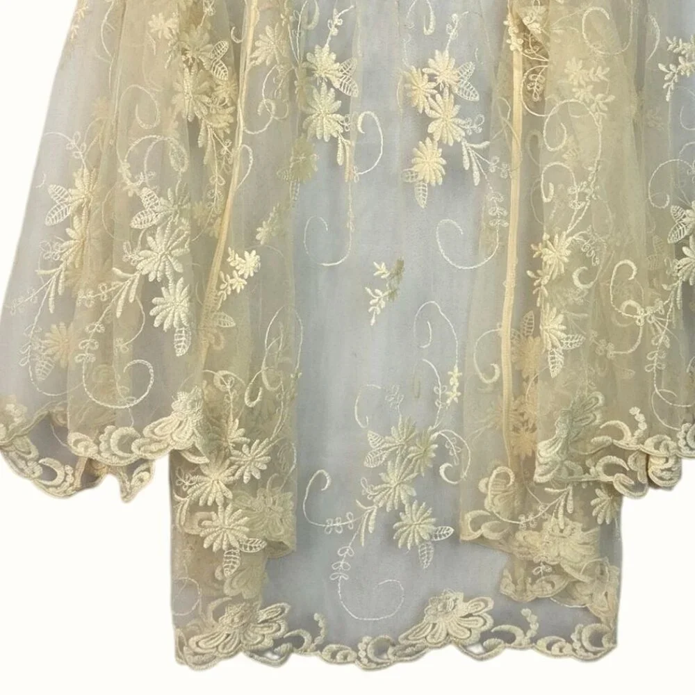 Poof Cream Sheer Floral Embroidered Lace Kimono Swimsuit Coverup Size Medium - Picture 4 of 6
